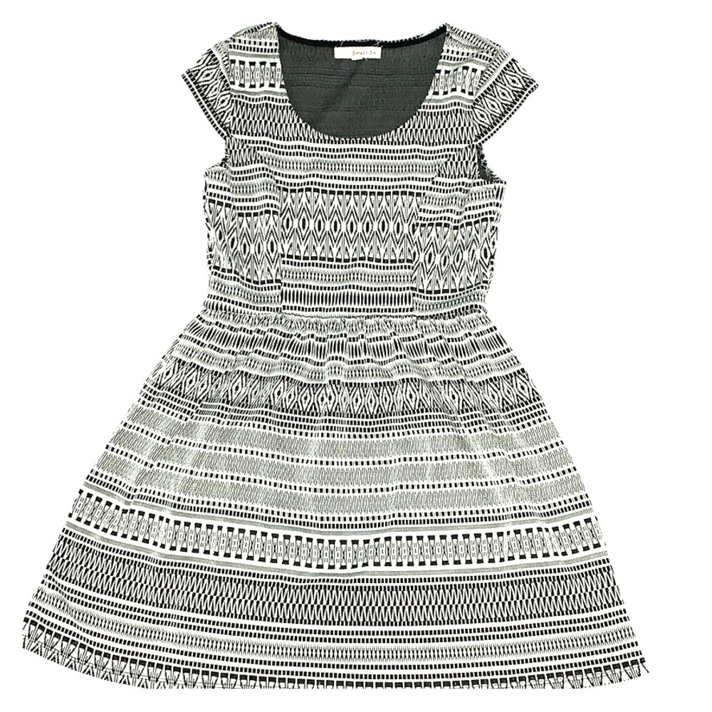 Black and white dress with cap sleeves